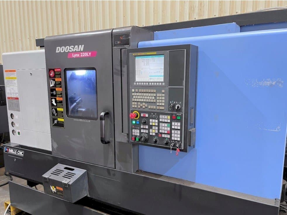 Front view of Doosan Lynx 220LYC  machine
