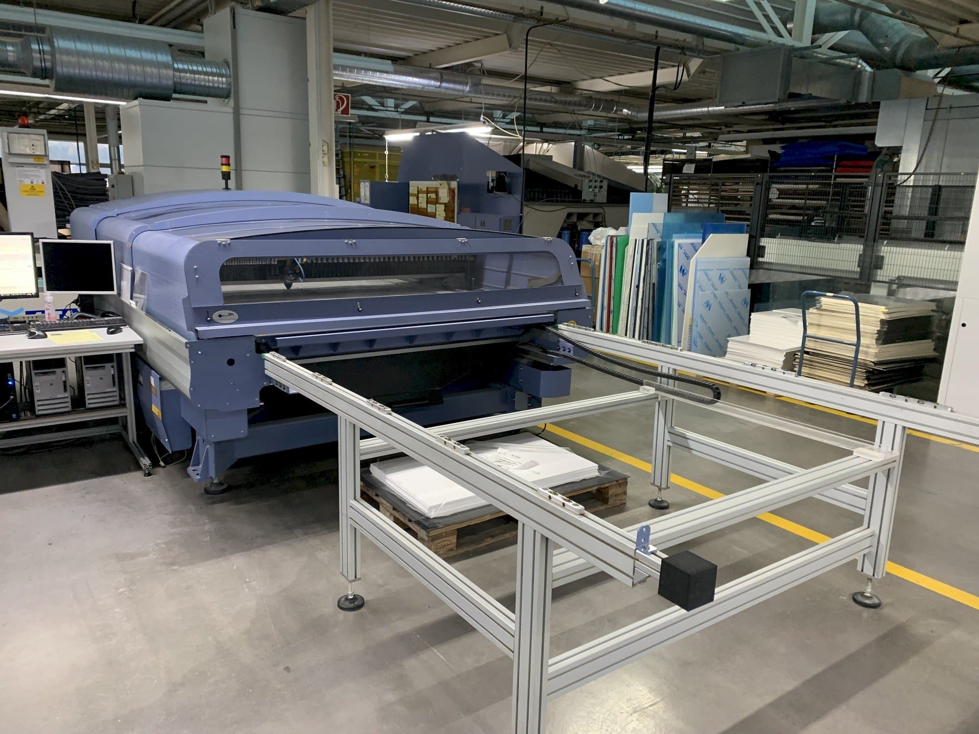 Front view of SEI MERCURY 603 1520 350W machine