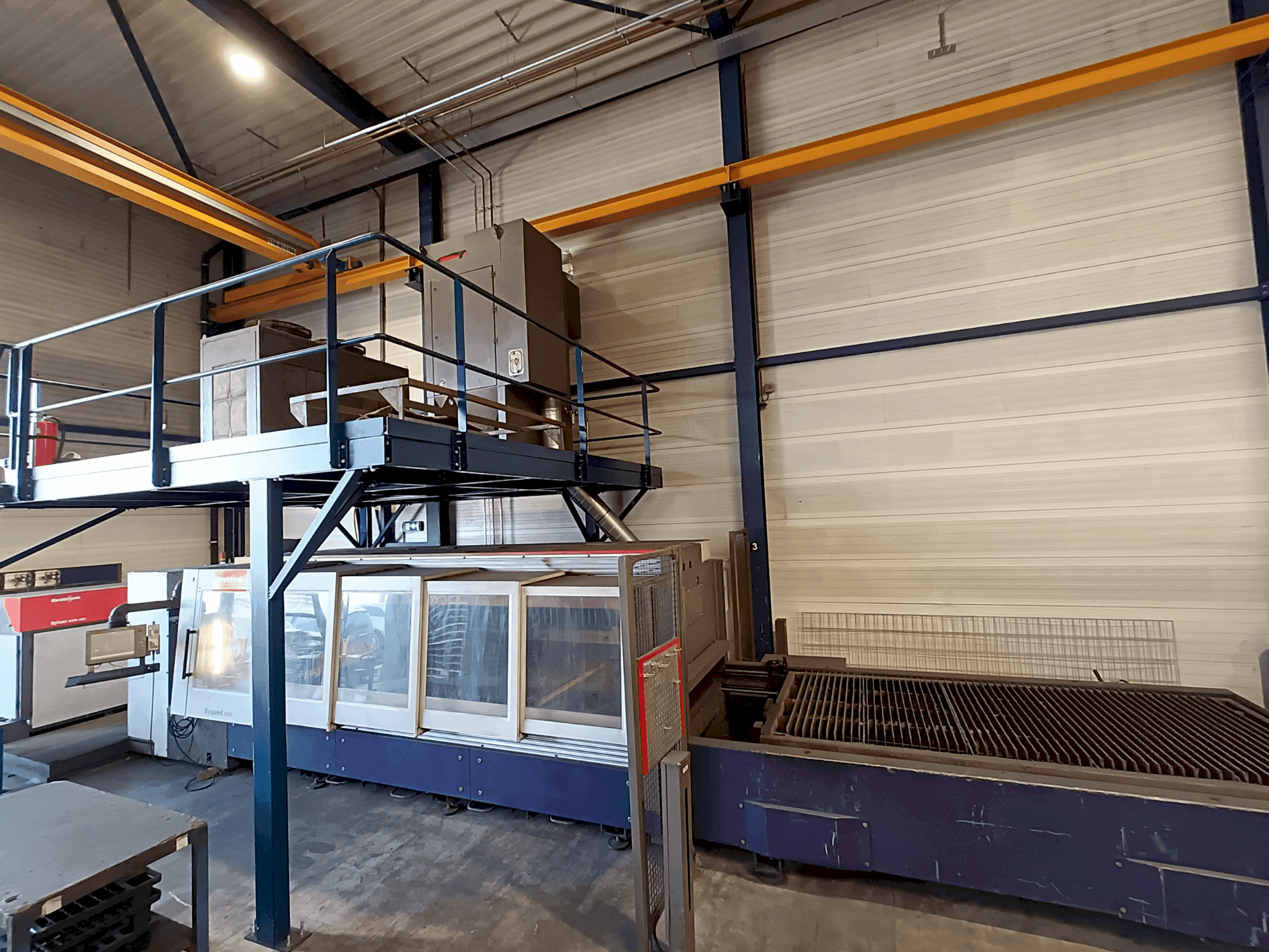 Front view of Bystronic BySpeed 3015 machine