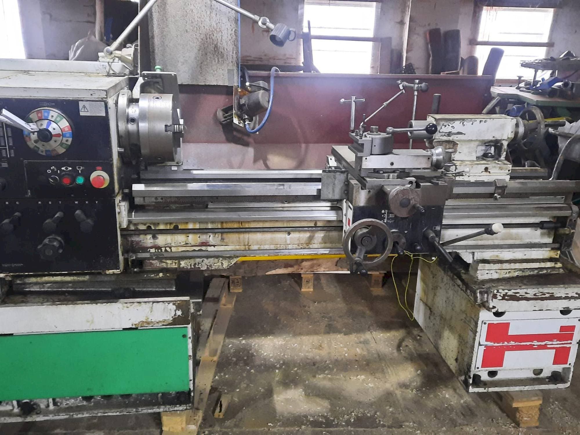 Front view of Harrison M390 machine