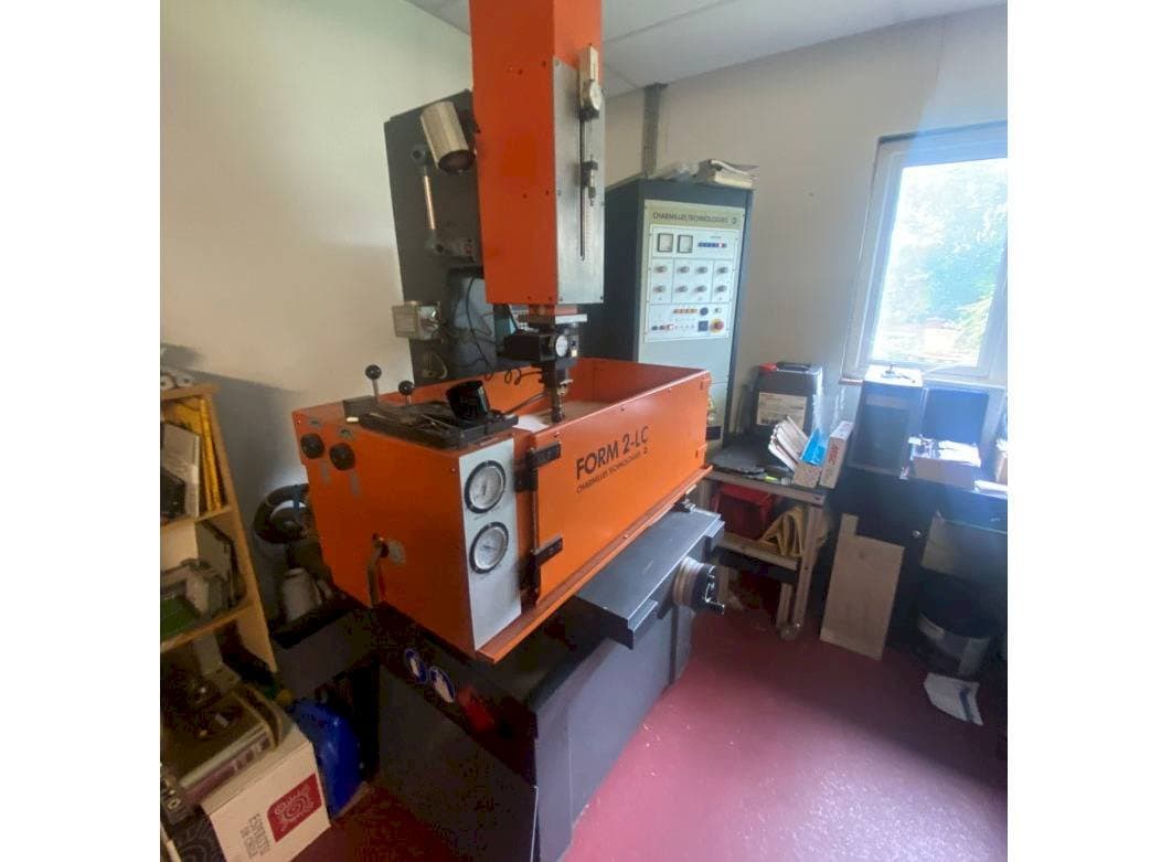 Front view of CHARMILLES Form 2-LC machine