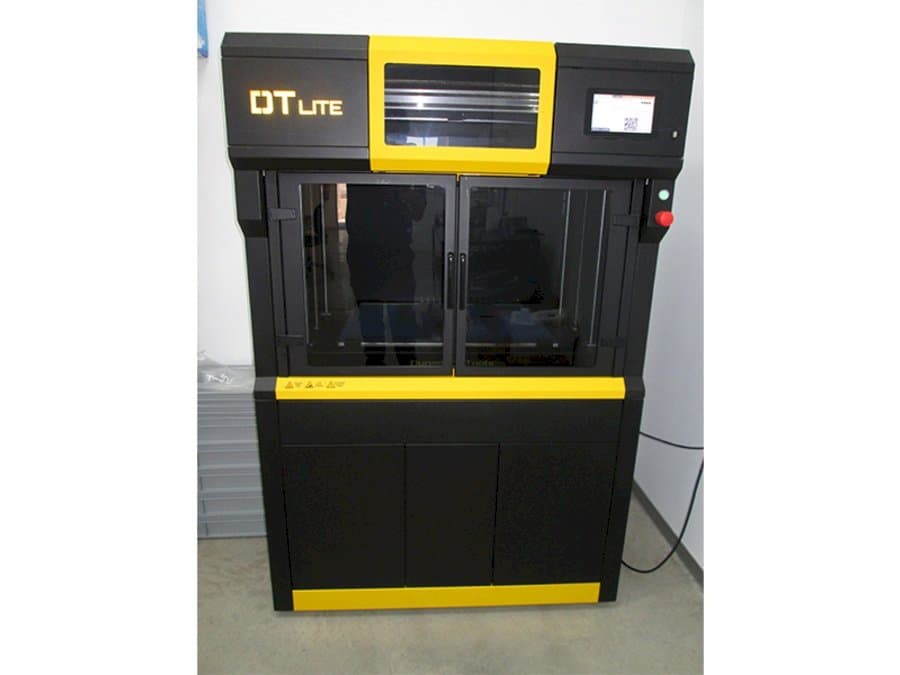 Front view of Dynamical DTLITE machine