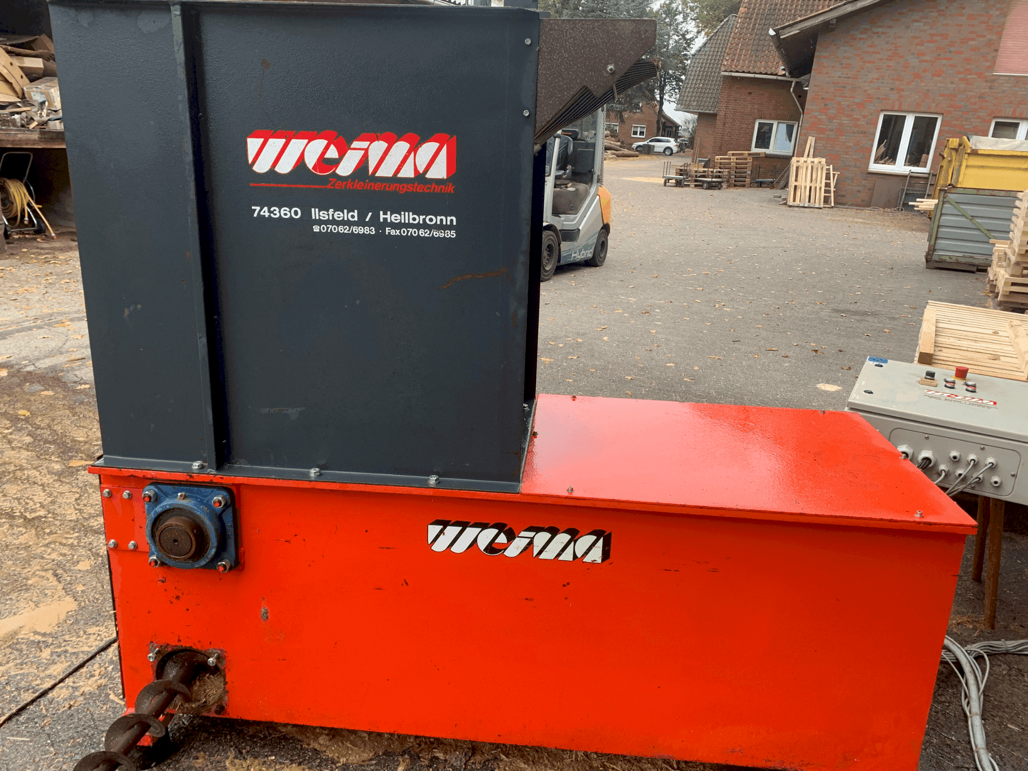 Front view of WEIMA WL 4 machine