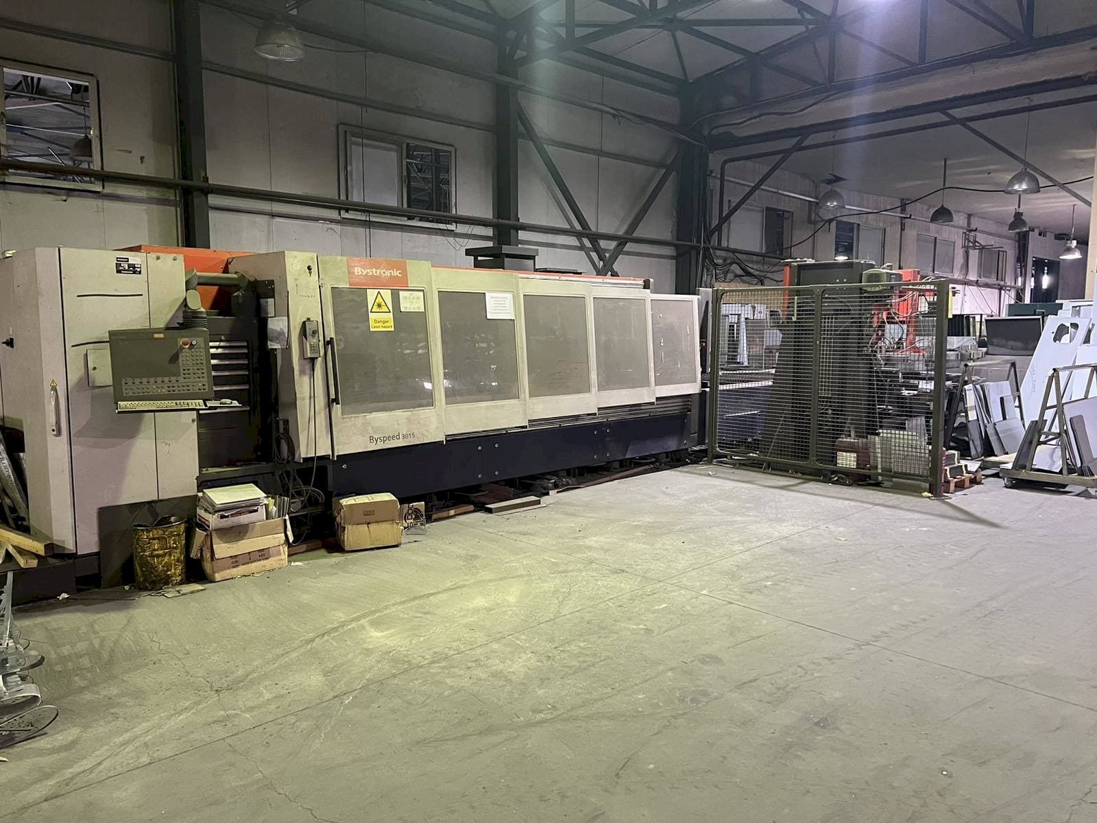 Front view of Bystronic Byspeed 3015 machine