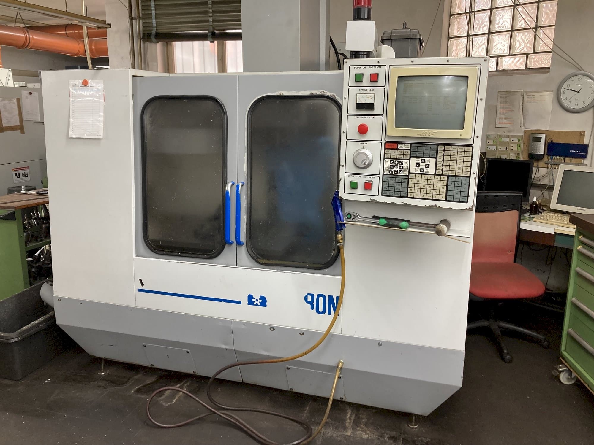 Front view of MIKRON VCE750 machine