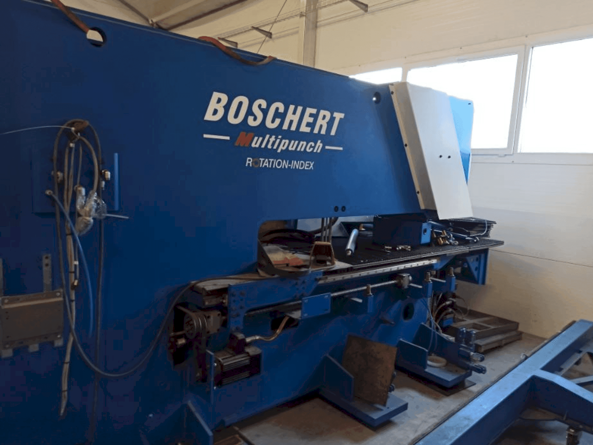Front view of BOSCHERT MULTIPUNCH 1250  machine