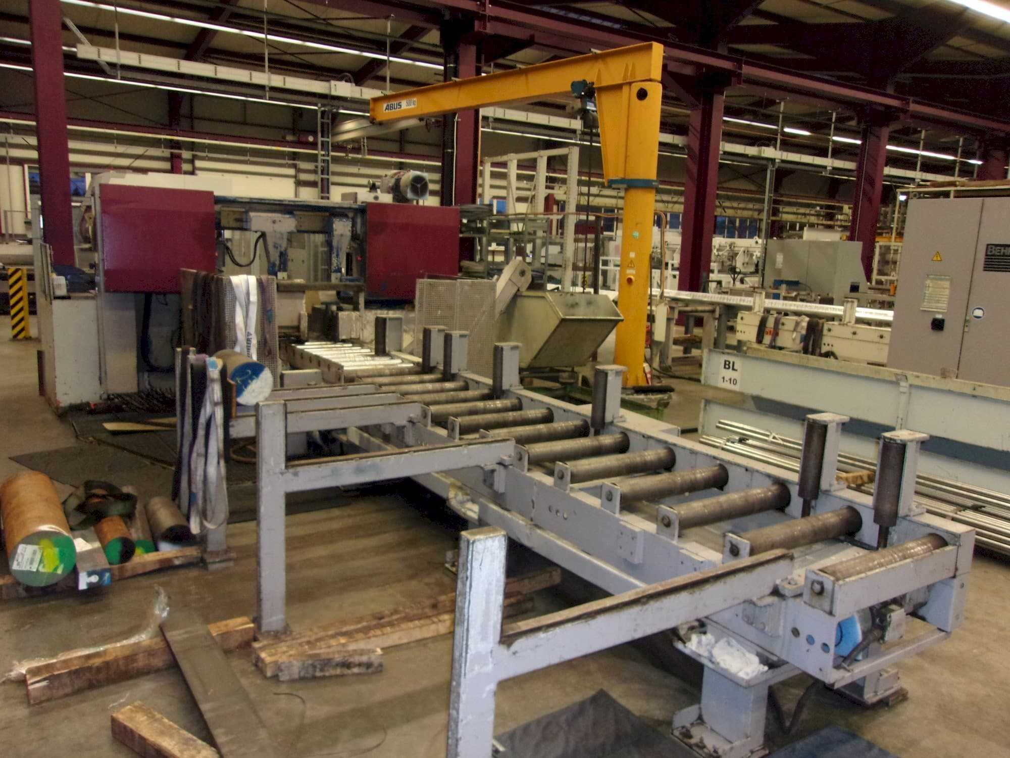 Front view of KASTO HBA420 AU machine