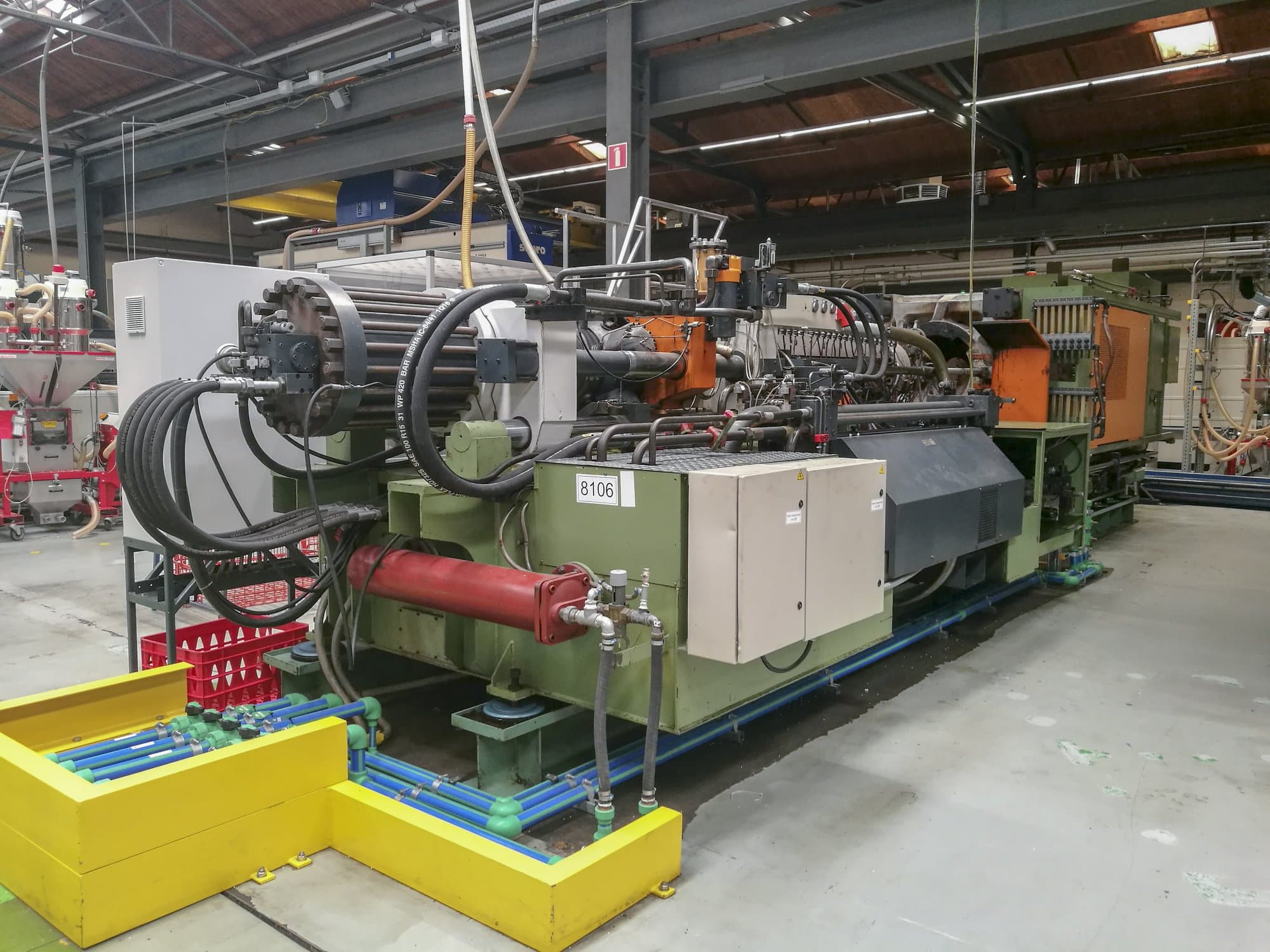 Left view of Windsor HIS 800 D machine