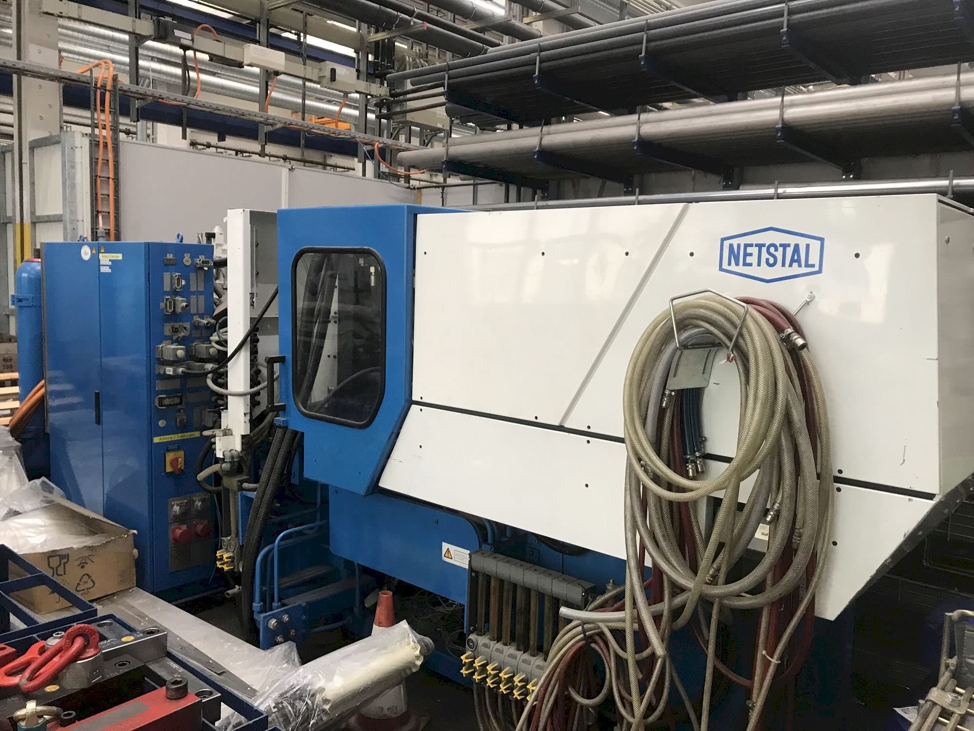 Front view of Netstal S-600-110/60 machine
