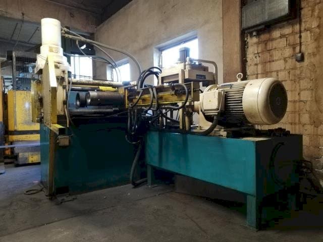 Front view of EKALE REP-40-200-3  machine