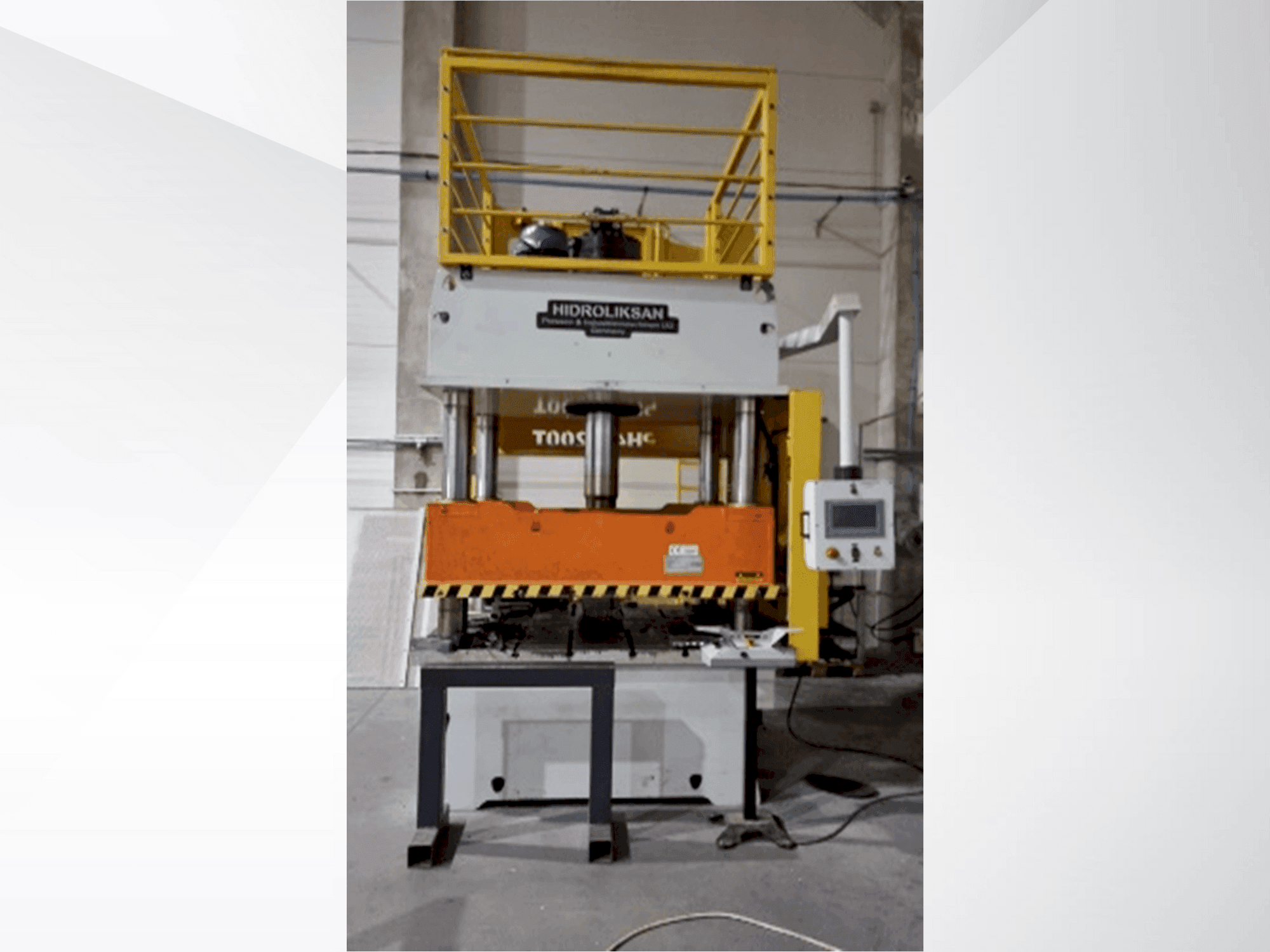 Front view of HIDROLIKSAN PH4C 200T  machine