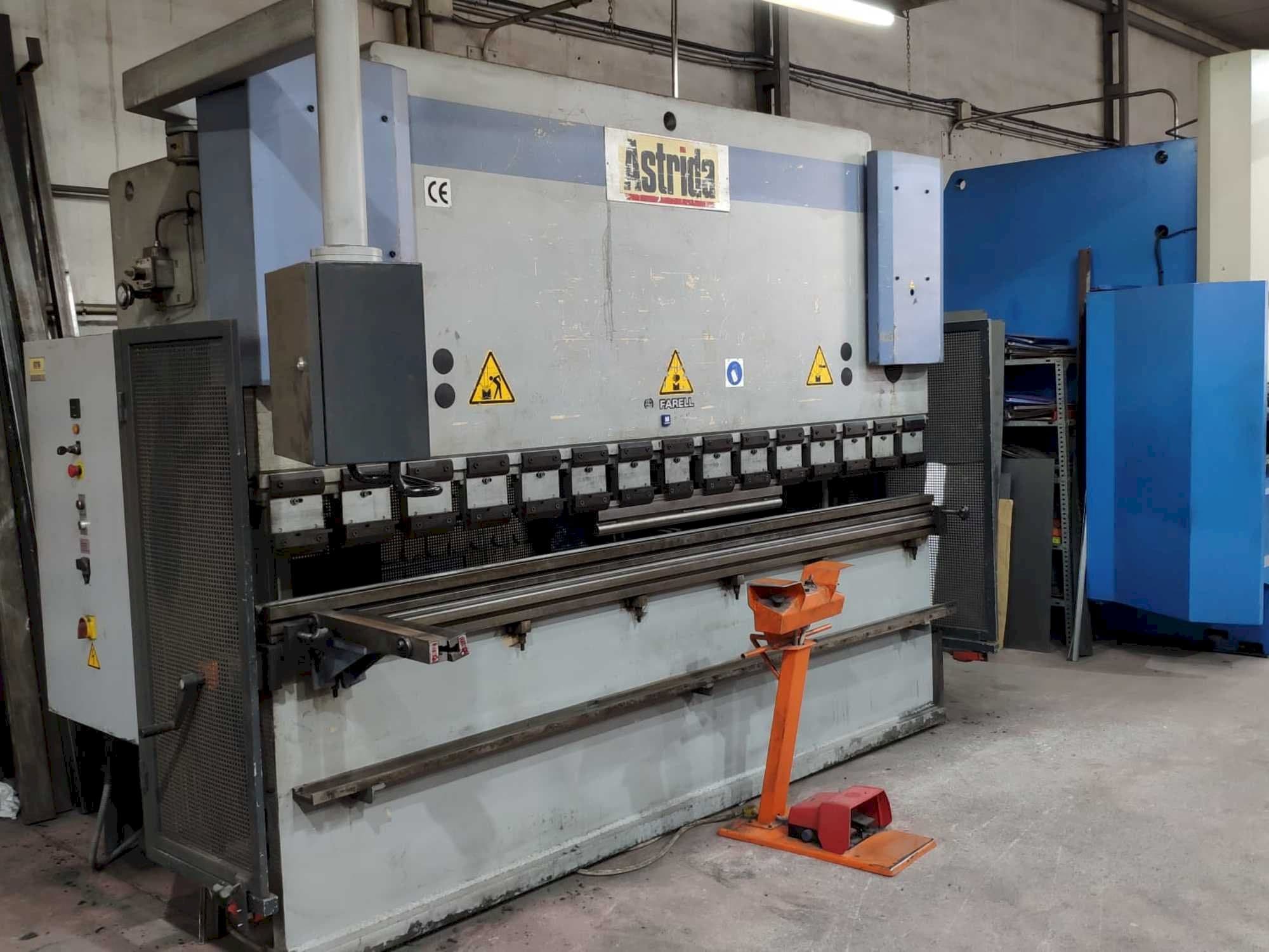 Front view of Astrida APH 3106-120  machine