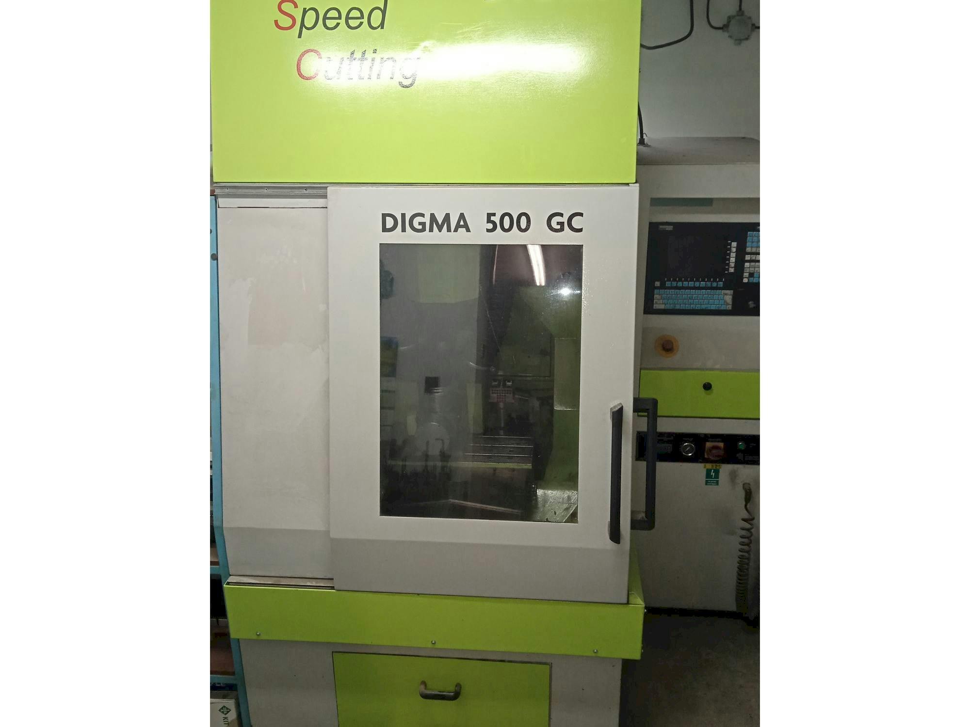 Front view of Exeron Digma 500 GC 5AX  machine