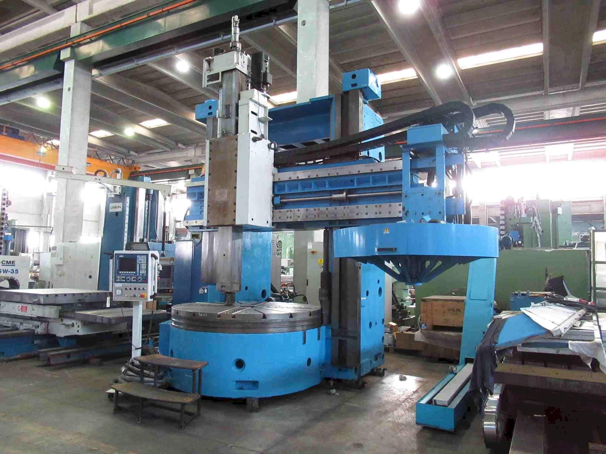 Front view of Titan SC 22 CNC  machine