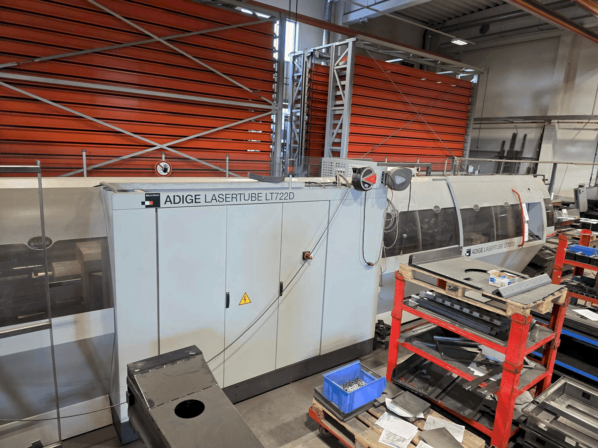 Front view of ADIGE LASERTUBE LT722D machine