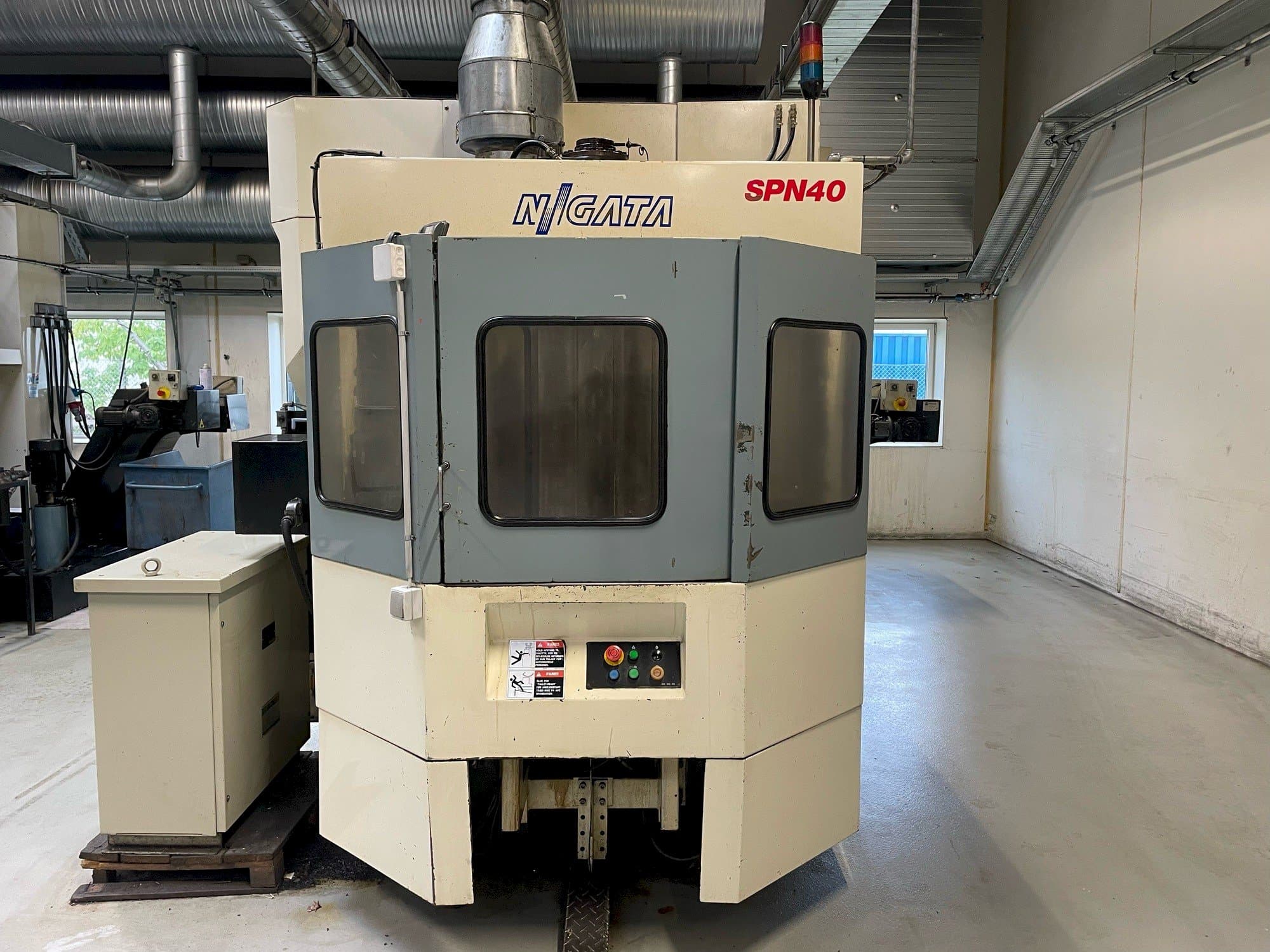 Front view of Niigata SPN 40 machine