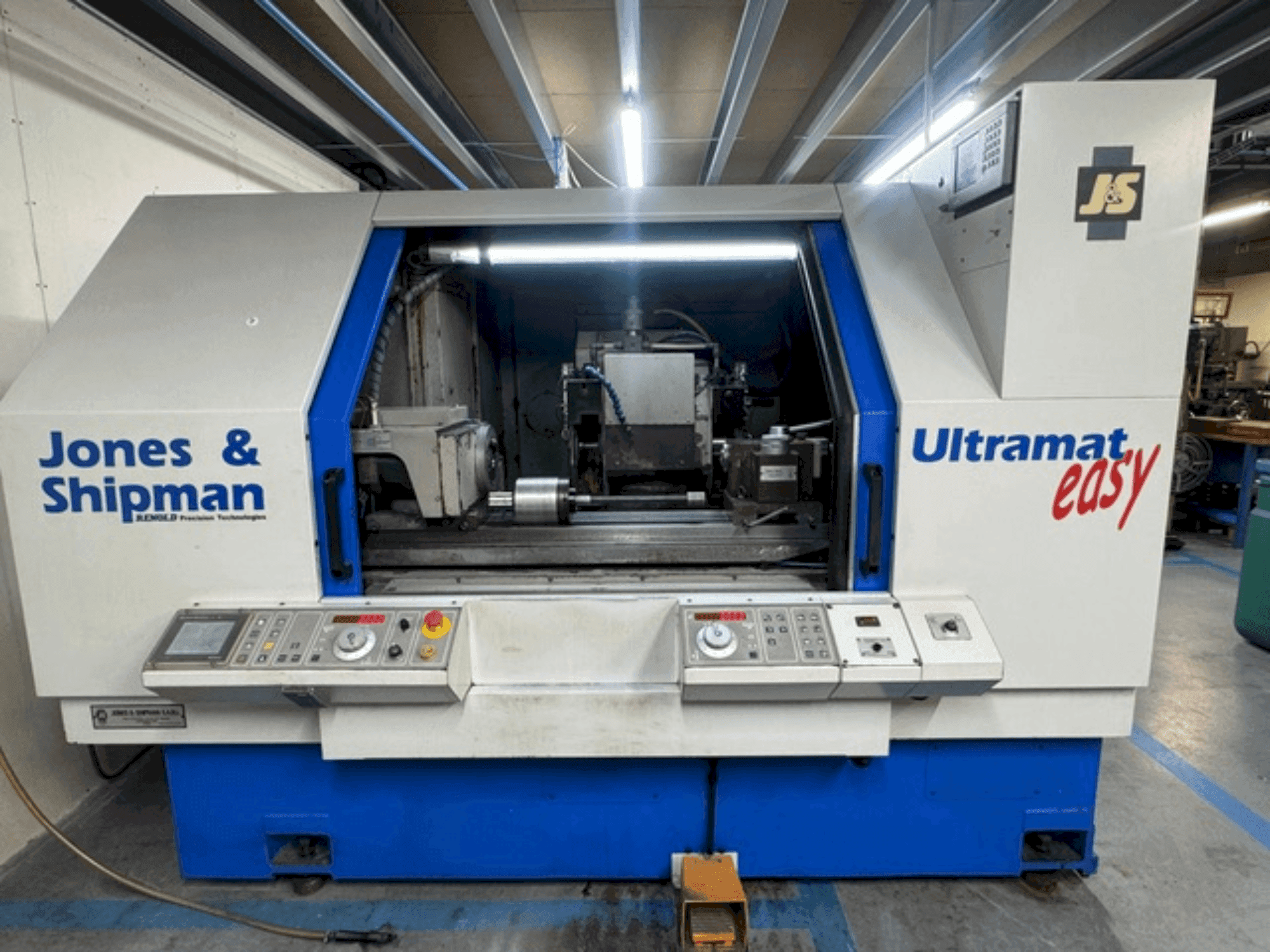 Front view of Jones & Shipman ULTRAMAT EASY CNC  machine