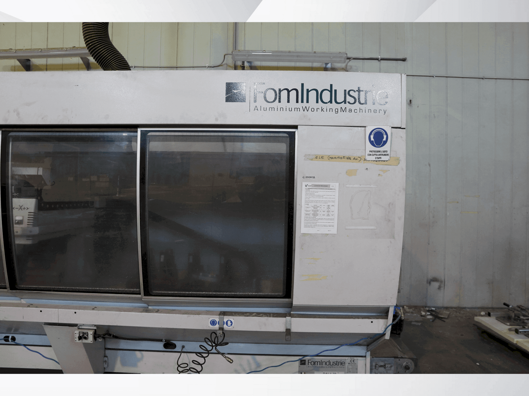 Front view of FomIndustrie DALI 70 machine