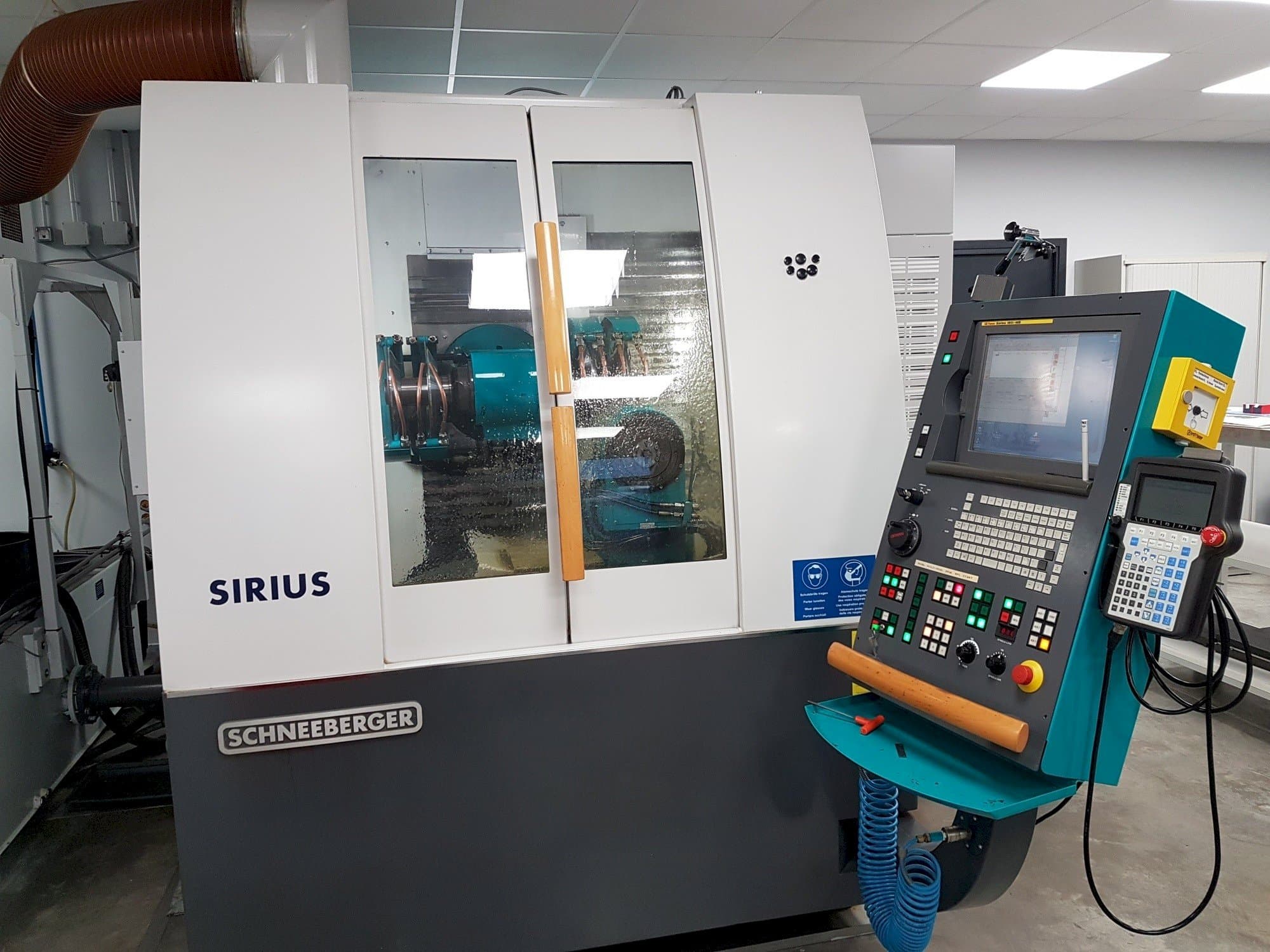 Front view of Schneeberger Sirius HPM  machine