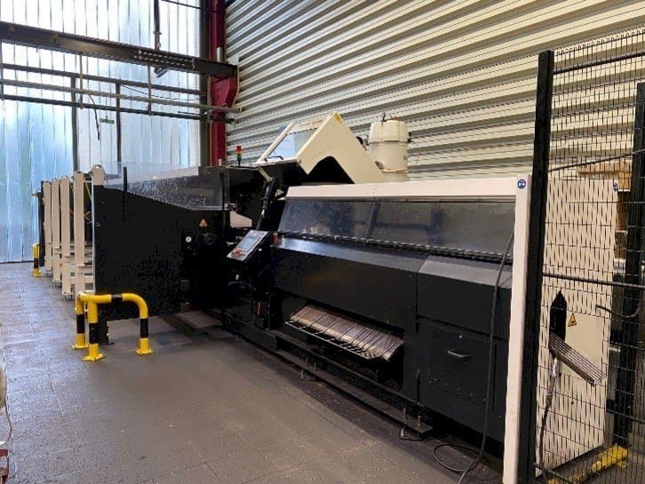 Front view of RSA RASACUT SC 1000 machine