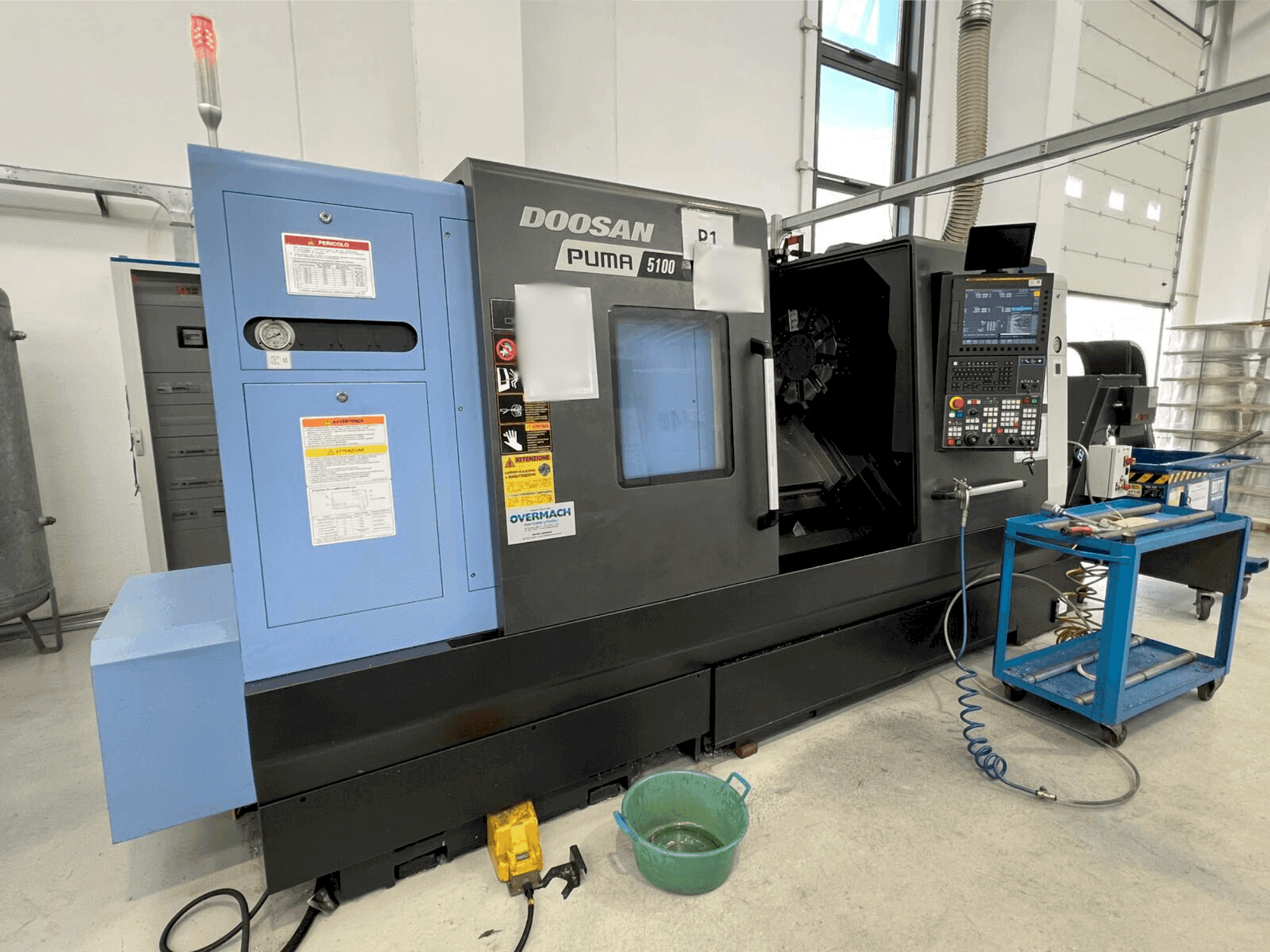 Front view of DOOSAN Puma 5100B machine