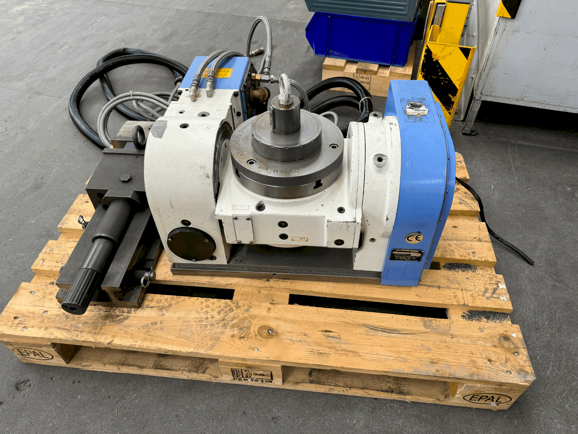 Front view of KITAGAWA TT251 HYY01 - NC ROTARY TABLE (2005) machine