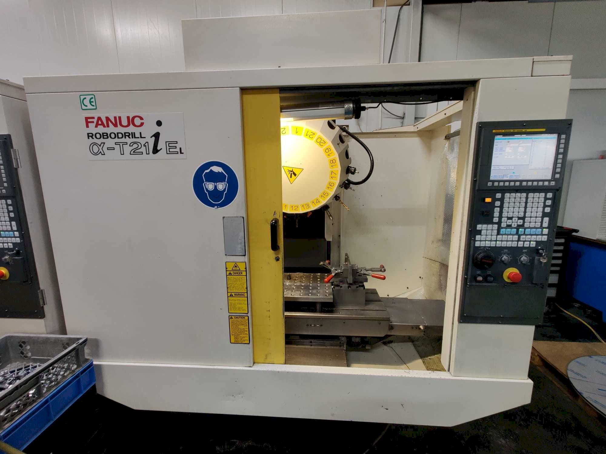 Front view of FANUC Robodrill α-T21iEL machine