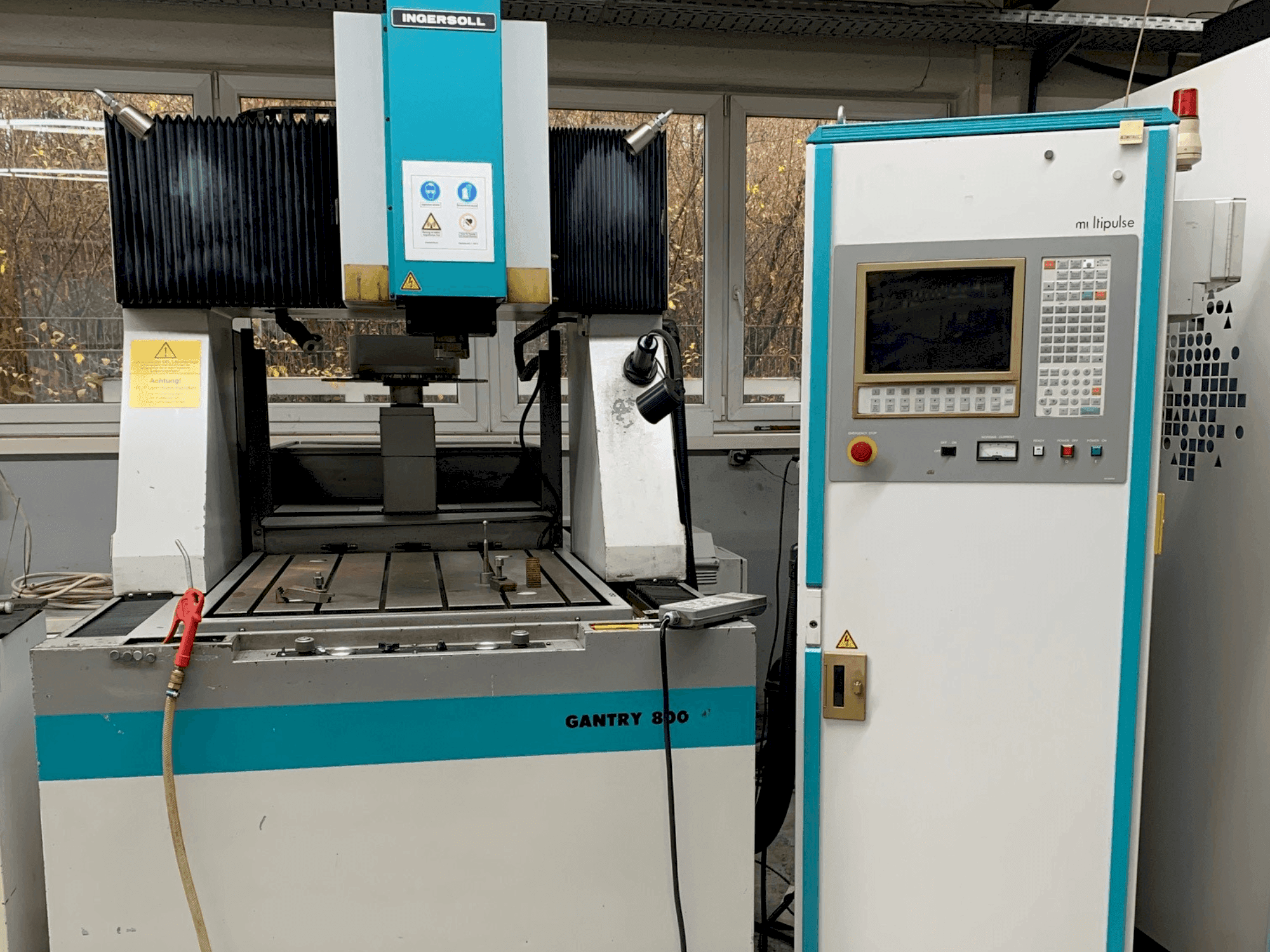 Front view of OPS INGERSOLL Ingersoll Gantry 800  machine