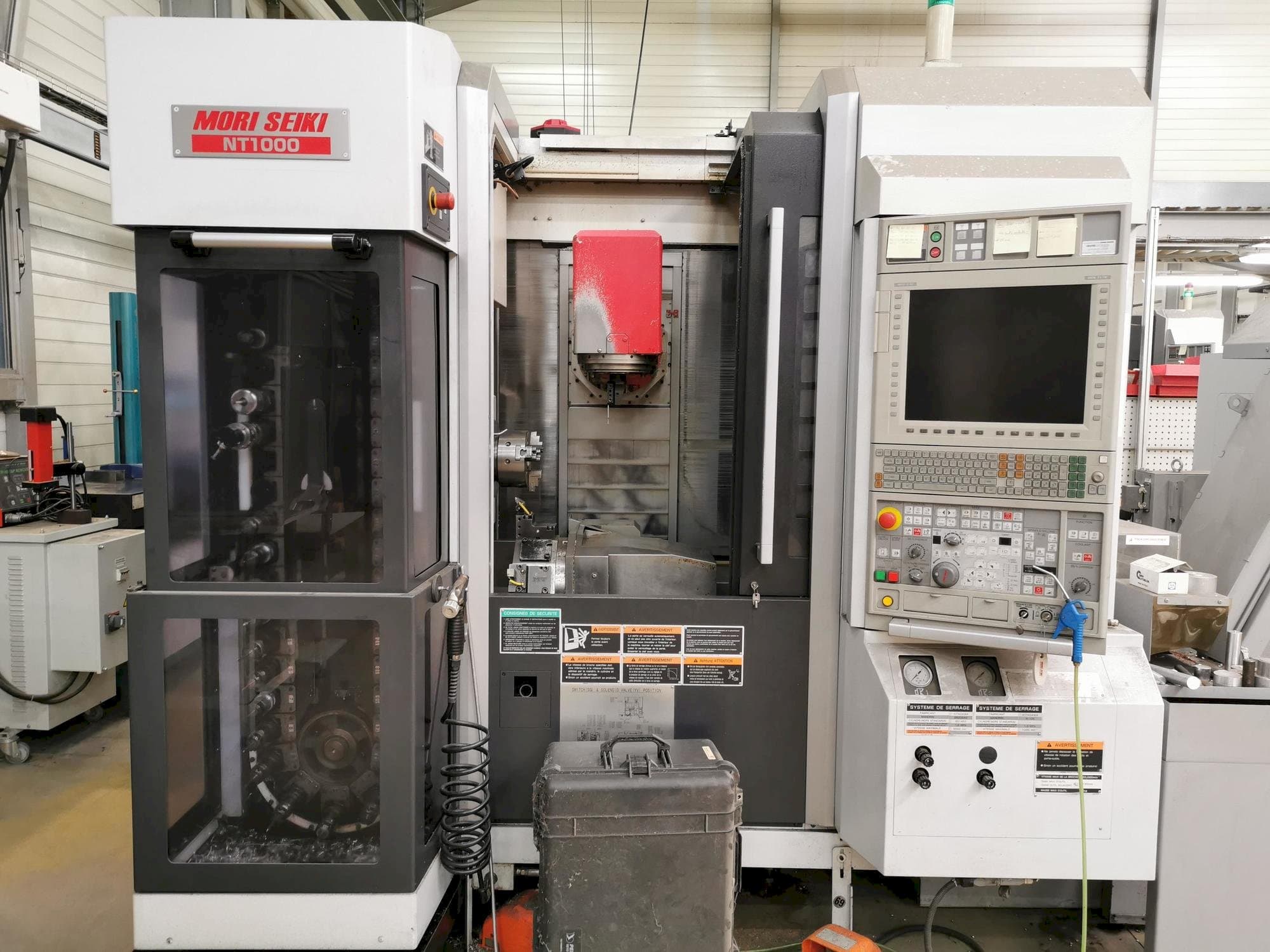 Front view of MORI SEIKI NT 1000  machine