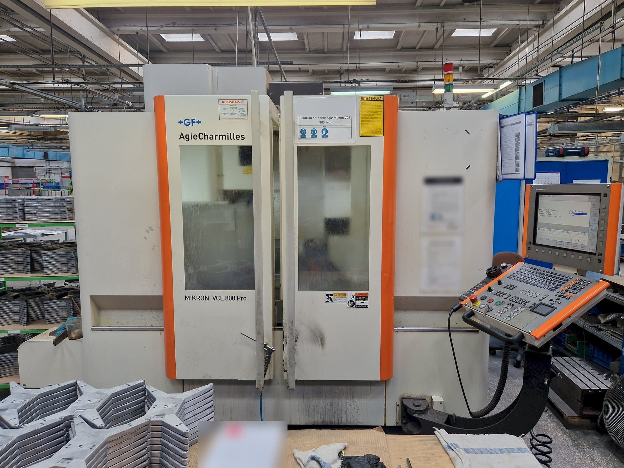 Front view of AgieCharmilles MIKRON VCE 800 PRO machine