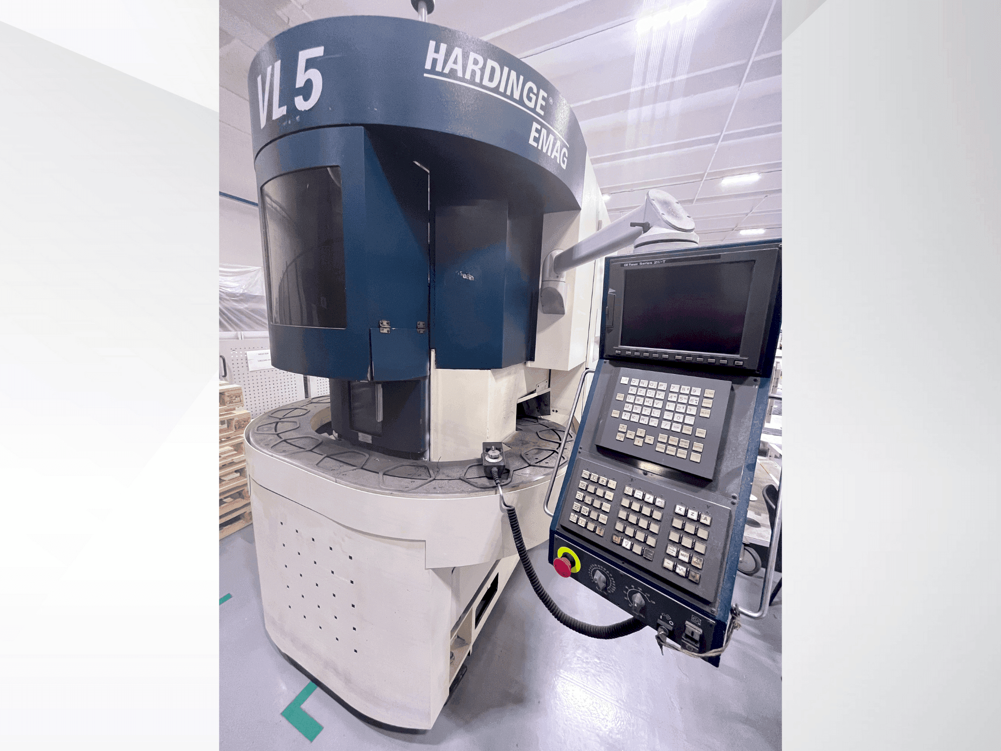 Front view of HARDINGE VL-5  machine