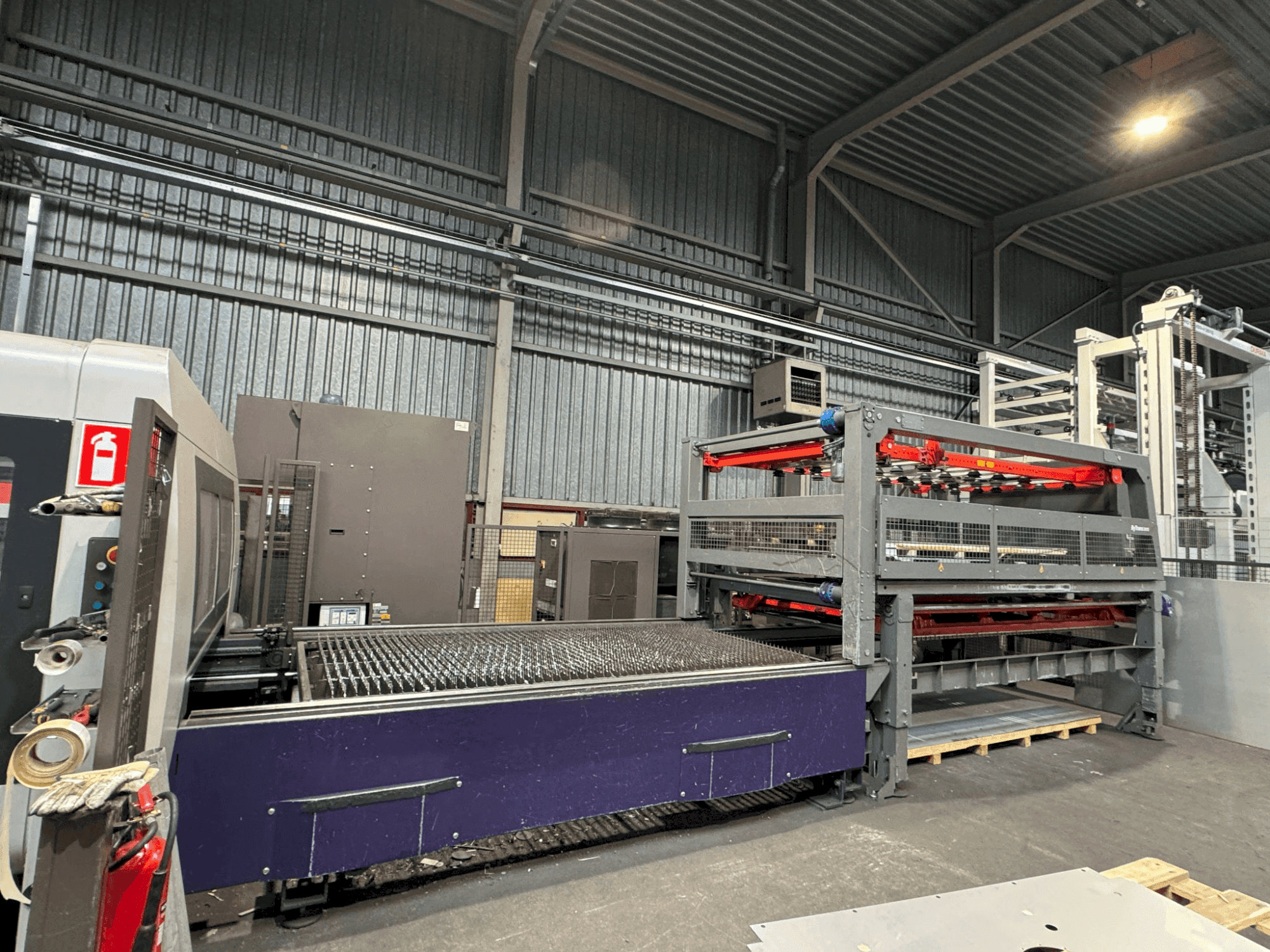 Front view of Bystronic ByTrans 3015 Standard  machine