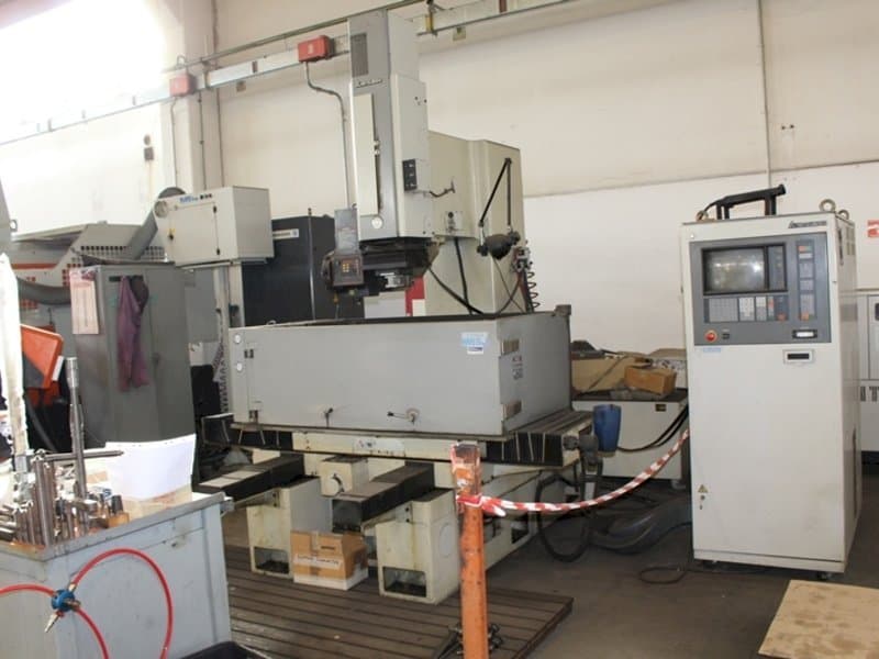 Front view of Mitsubishi M65J machine