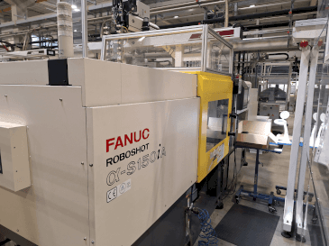 Front view of FANUC Roboshot S150iA machine