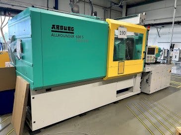 Front view of Arburg Allrounder 630S 2500-800 (2016)  machine