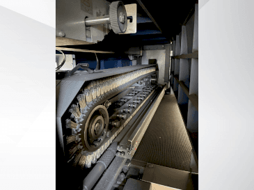 Front view of LISSMAC SBM-M 1500 B2 machine
