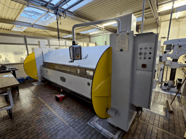 Front view of SCHRODER-FASTI 215-40-4  machine