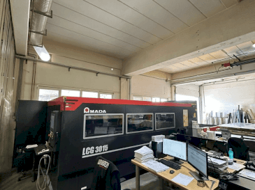 Front view of AMADA LCG-3015 machine