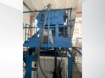 Front view of KAUTEX KEB 120 machine