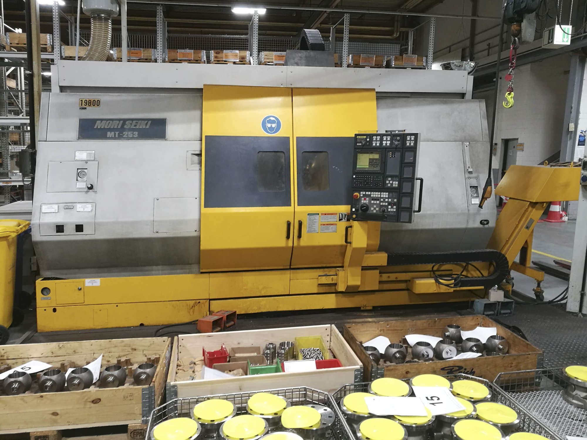 Front view of MORI SEIKI MT-253/1000 Machine