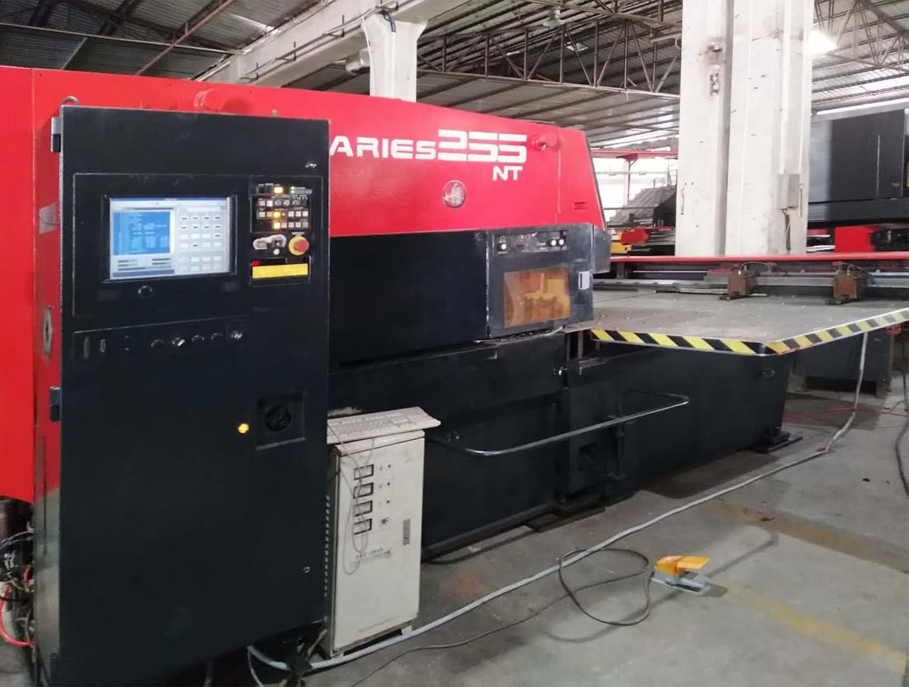 Left view of AMADA ARIES 255NT machine