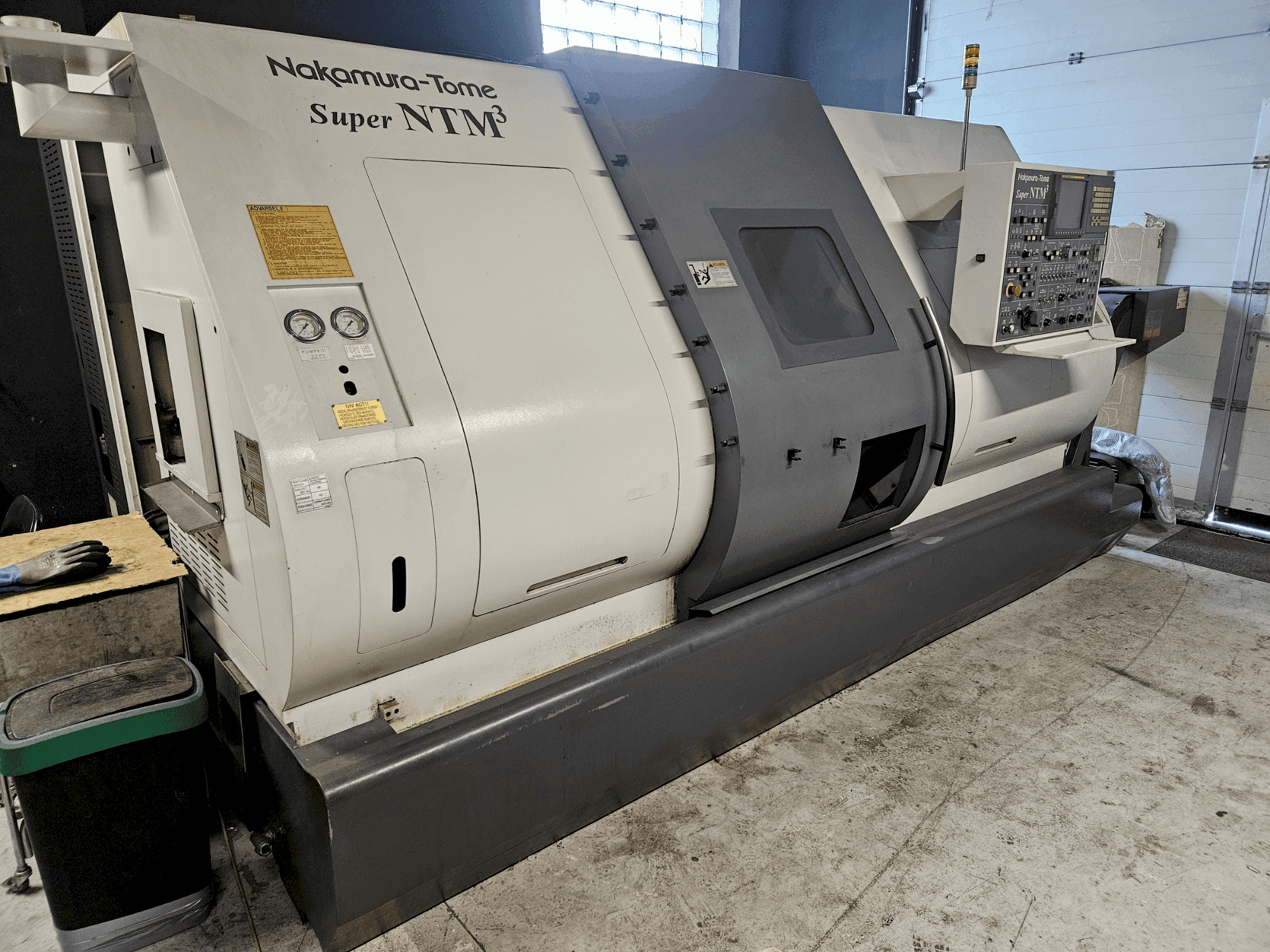 Front view of NAKAMURA-TOME Super NTM3 machine