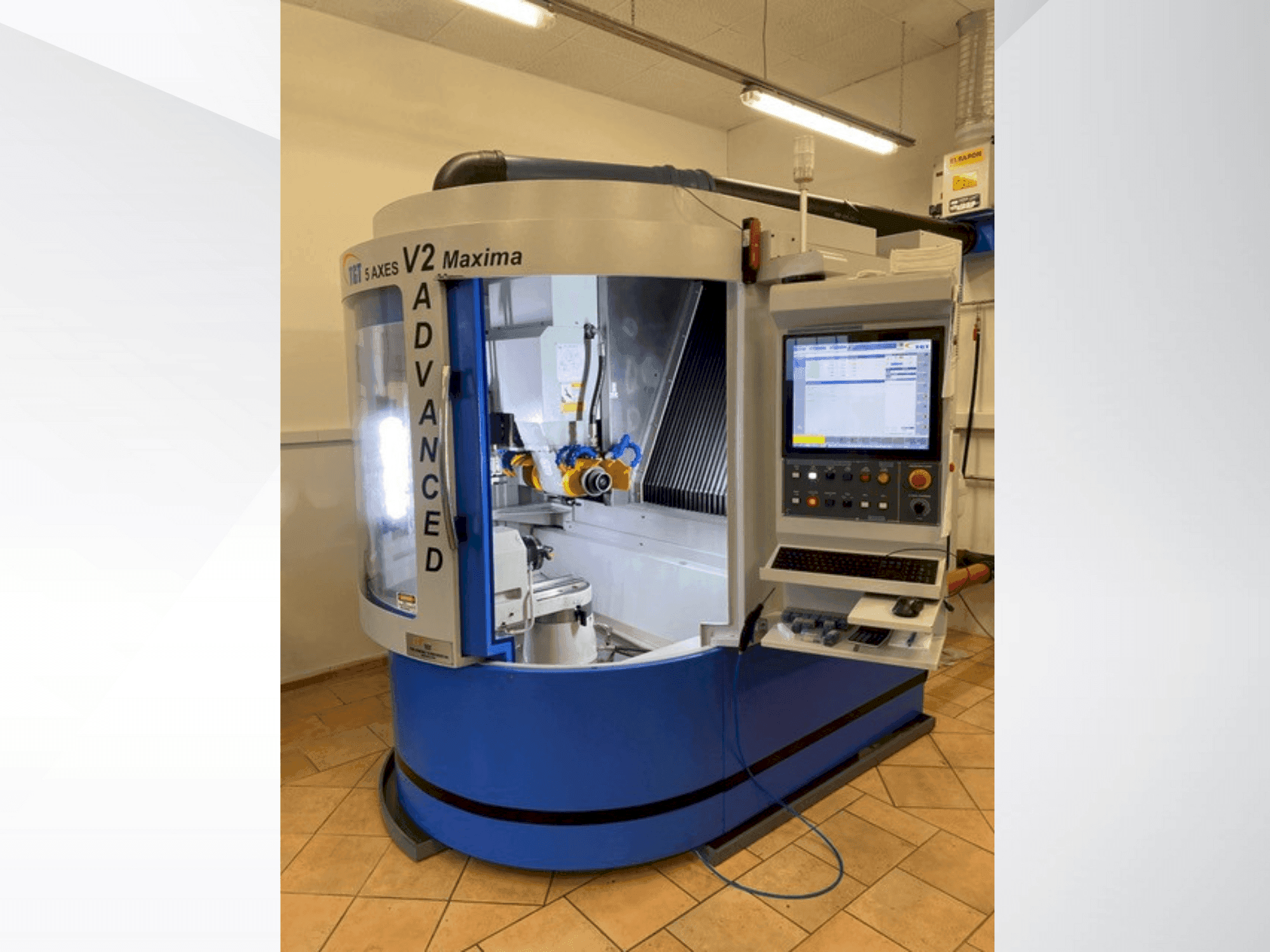 Front view of TGT V2 Maxima machine