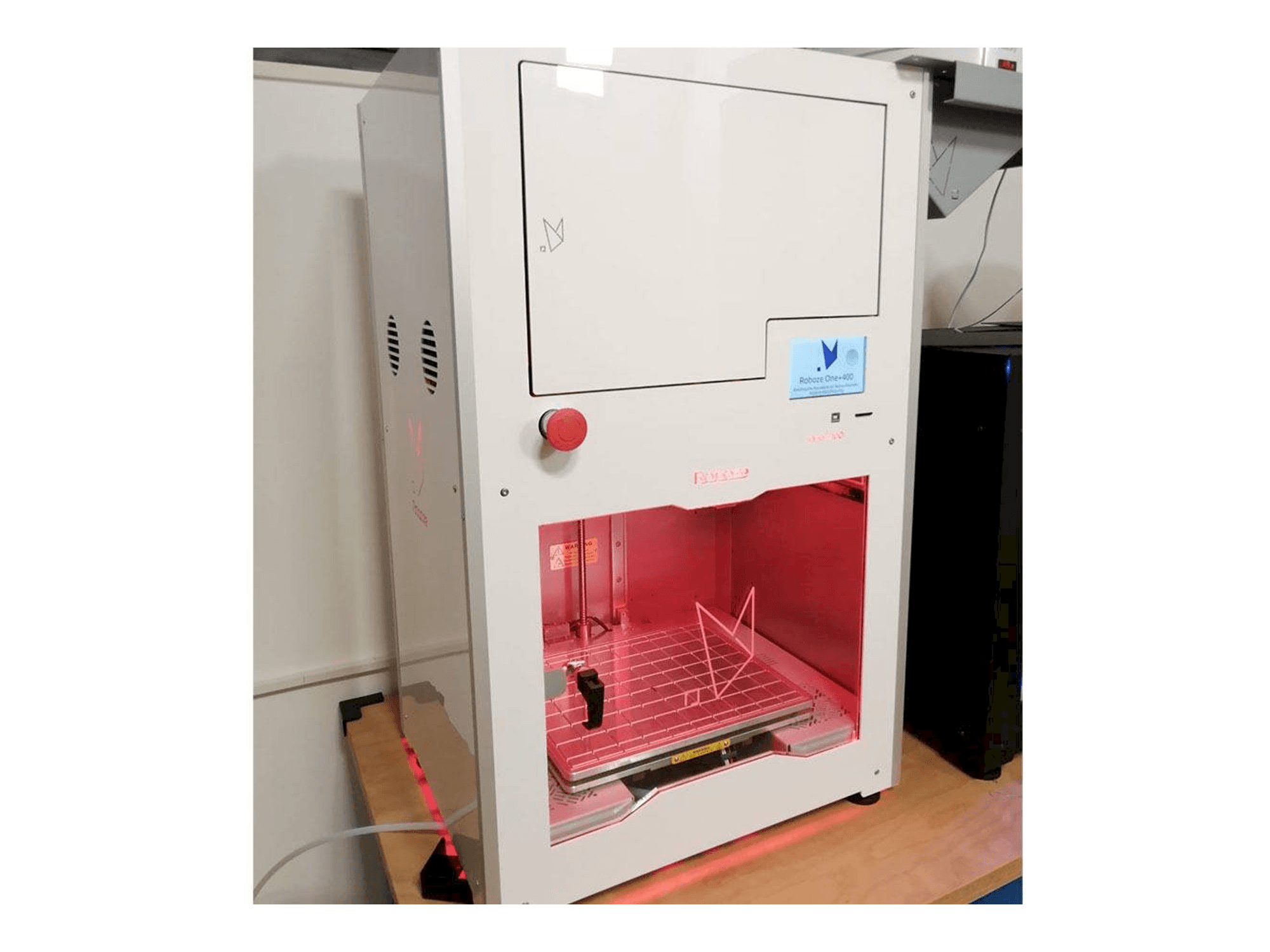 Front view of Roboze One Plus 400 machine