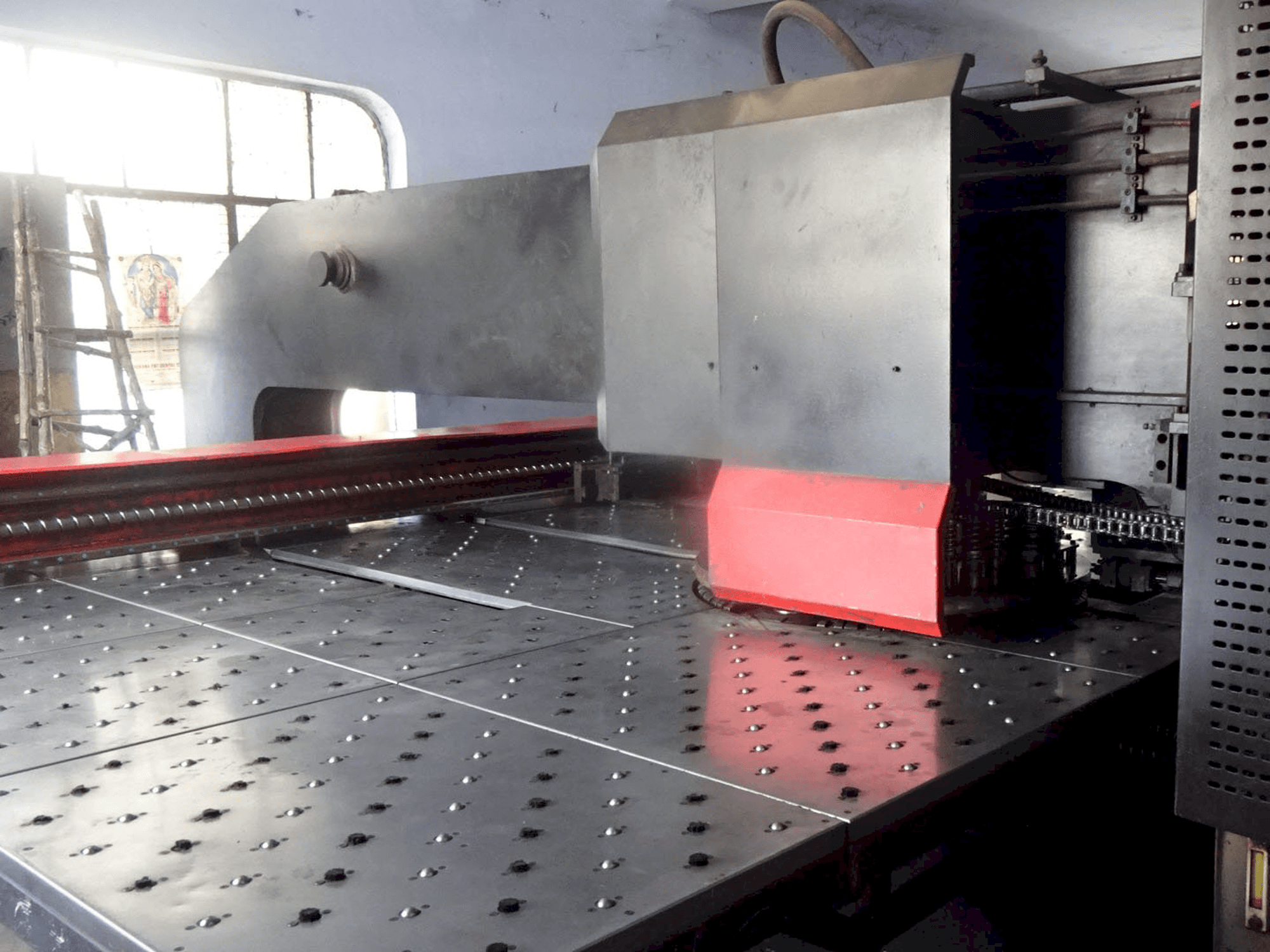 Working room of Yangli MP 10-30 Machine