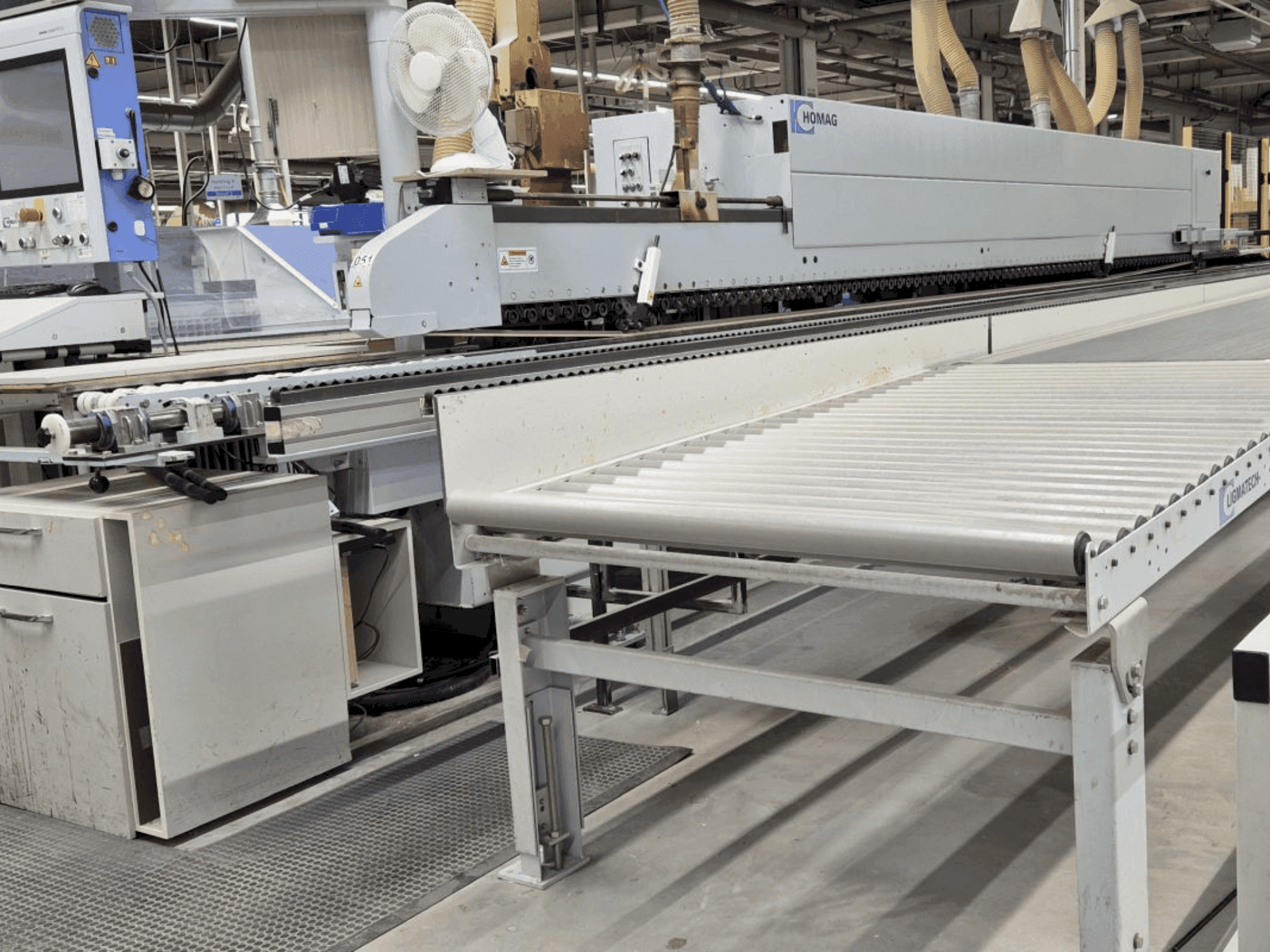 Front view of HOMAG KAL 310/7/A3 machine