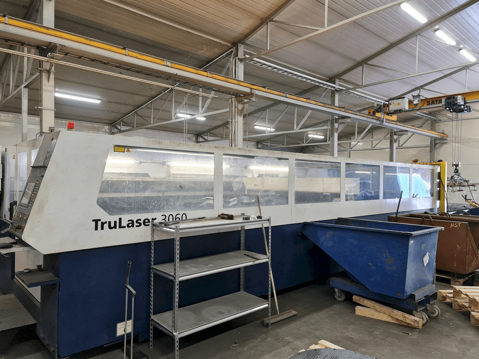 Side view of Trumpf TruLaser 3060 machine