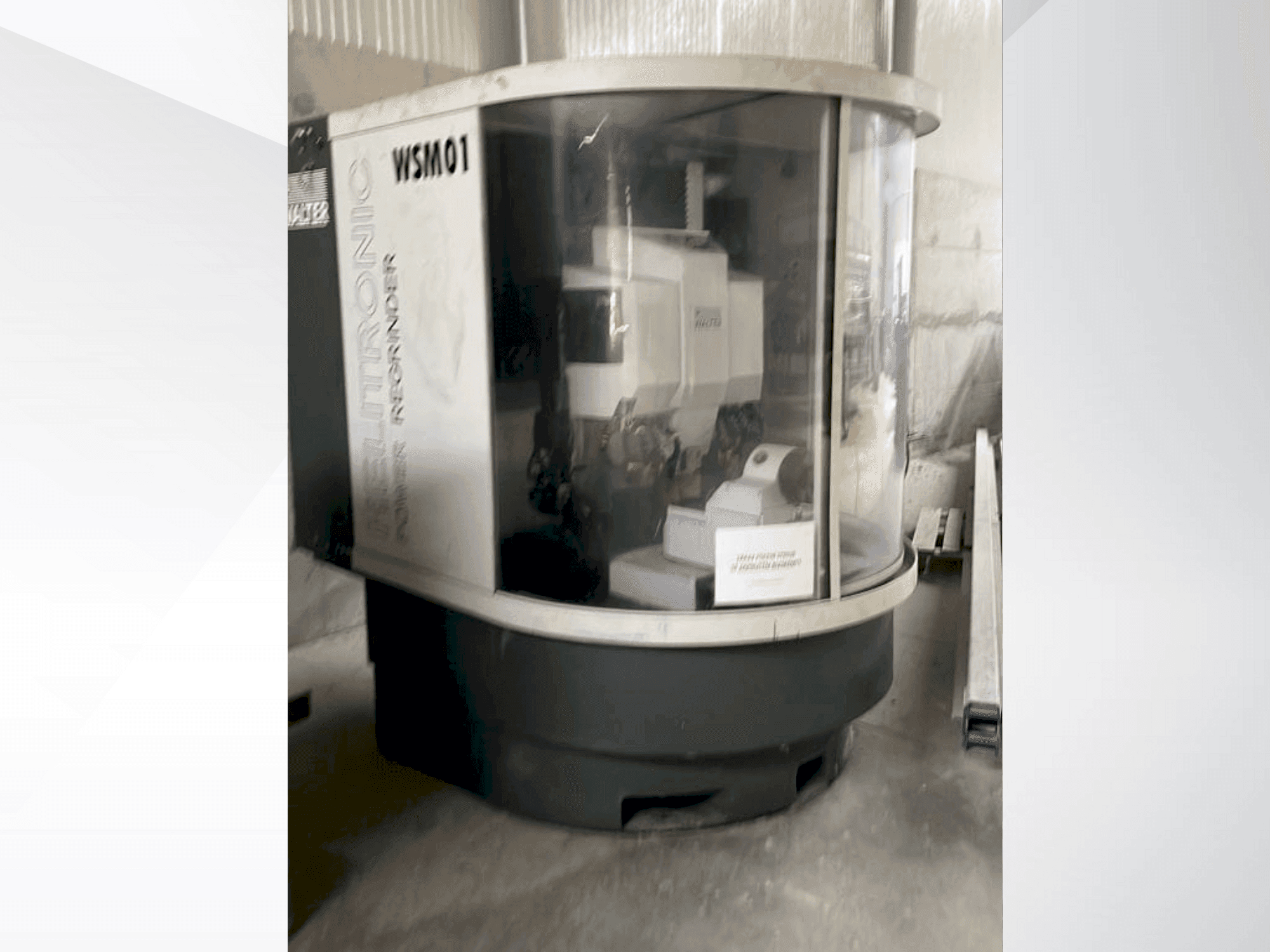 Front view of WALTER Helitronic Power Regrinder machine