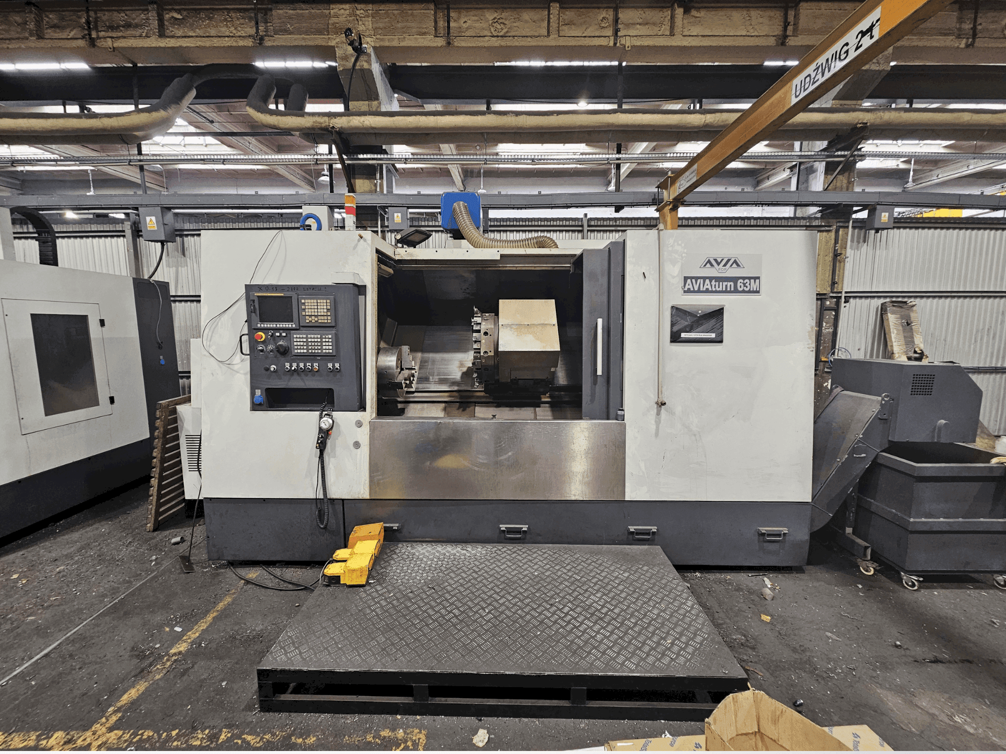 Front view of Avia Turn 63M machine