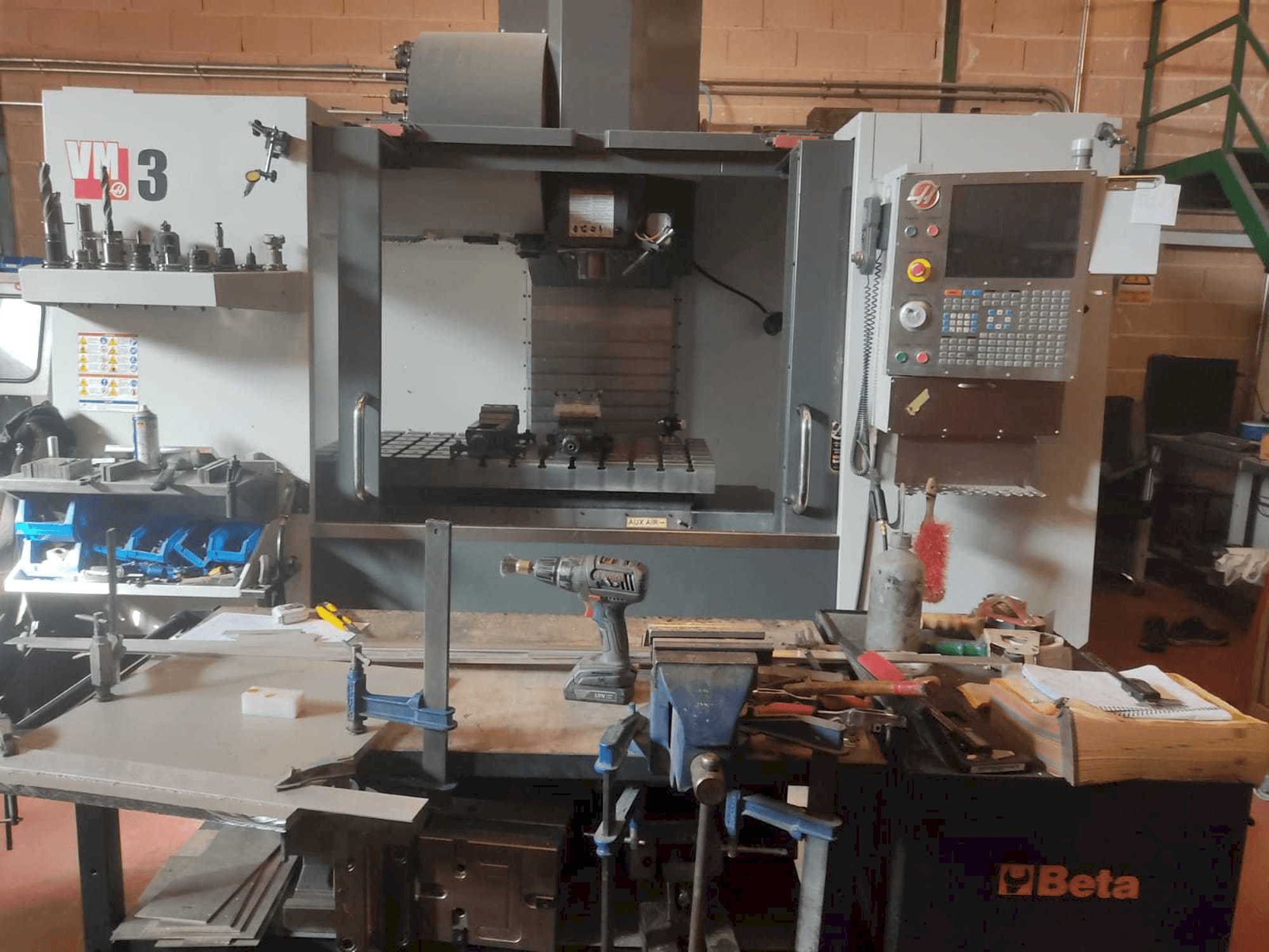 Front view of HAAS VM-3 machine